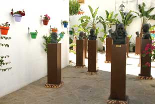 estepona, jardin de los poetas andaluces, elena lucas